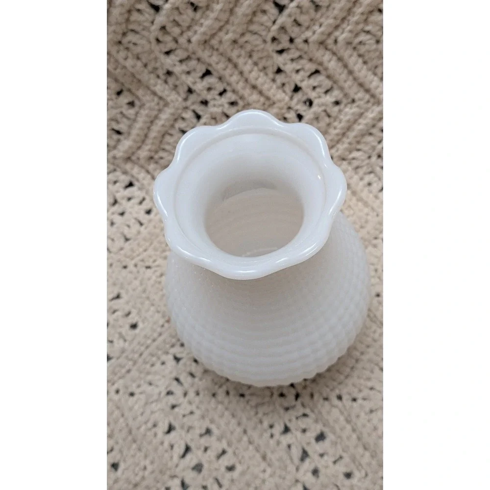 Unbranded vintage milk